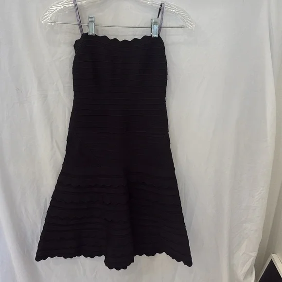 Herve Leger Black Cocktail Party Dress sz small from
The real real - Picture 3 of 8